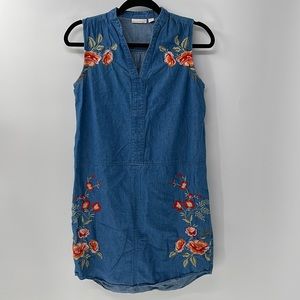 Westport 1962 chambray denim floral embroidered dress size 6